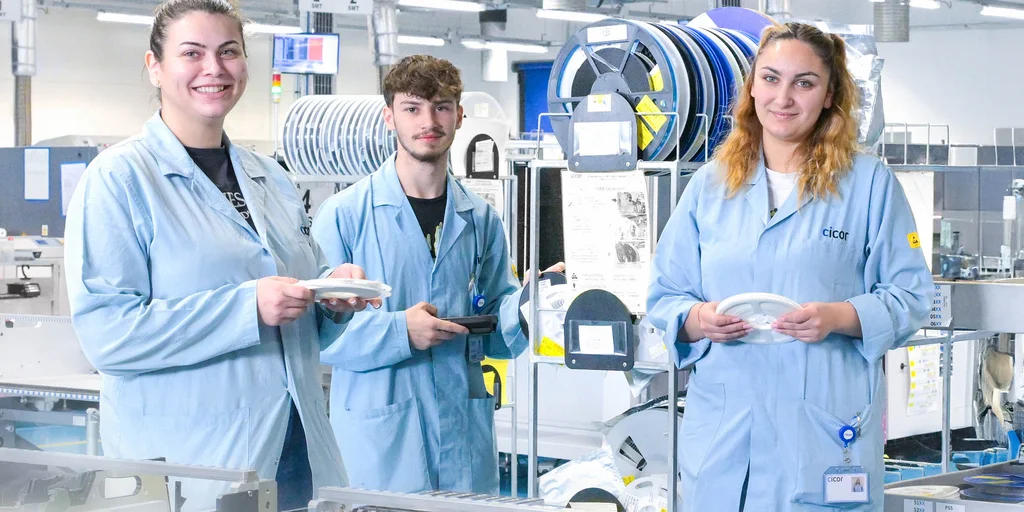 Cicor staff in EMS production environment at Cicor site in Arad, Romania